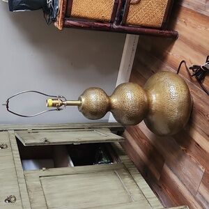 Elegant Hammered Brass Table Lamp Wildwood Discontinued 2014 34"